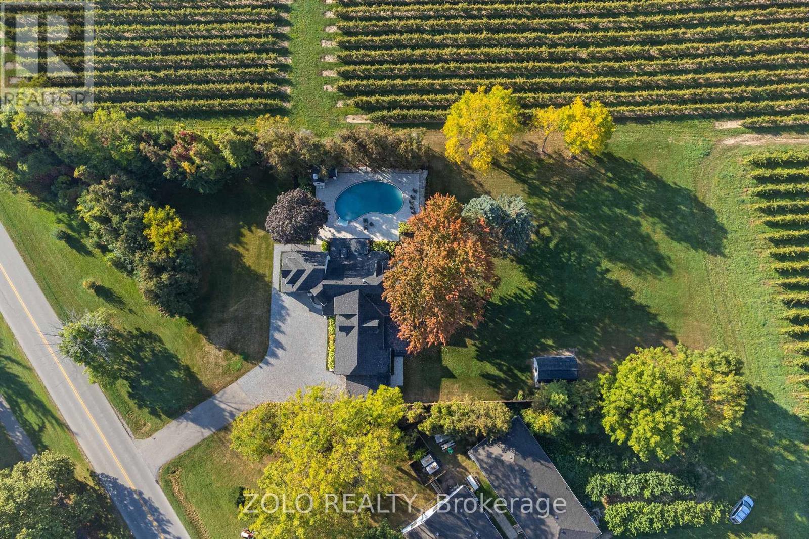 15886 Niagara  River Parkway, Niagara-On-The-Lake, Ontario  L0S 1J0 - Photo 39 - X12183173