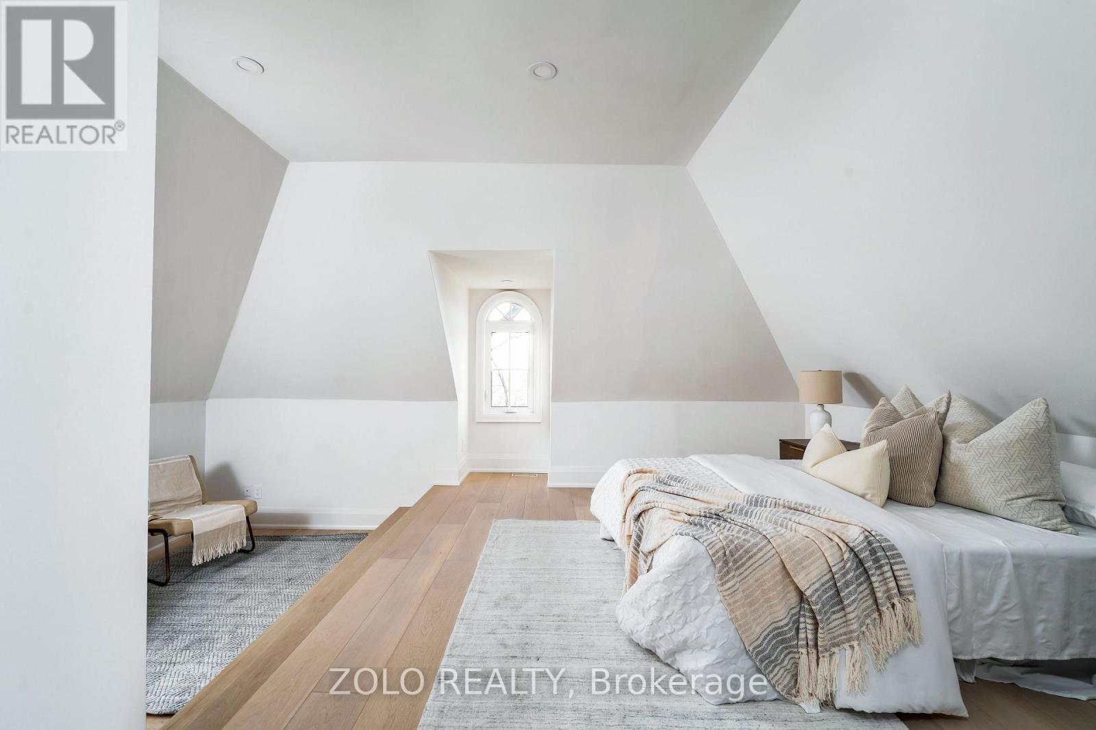 15886 Niagara  River Parkway, Niagara-On-The-Lake, Ontario  L0S 1J0 - Photo 34 - X12183173