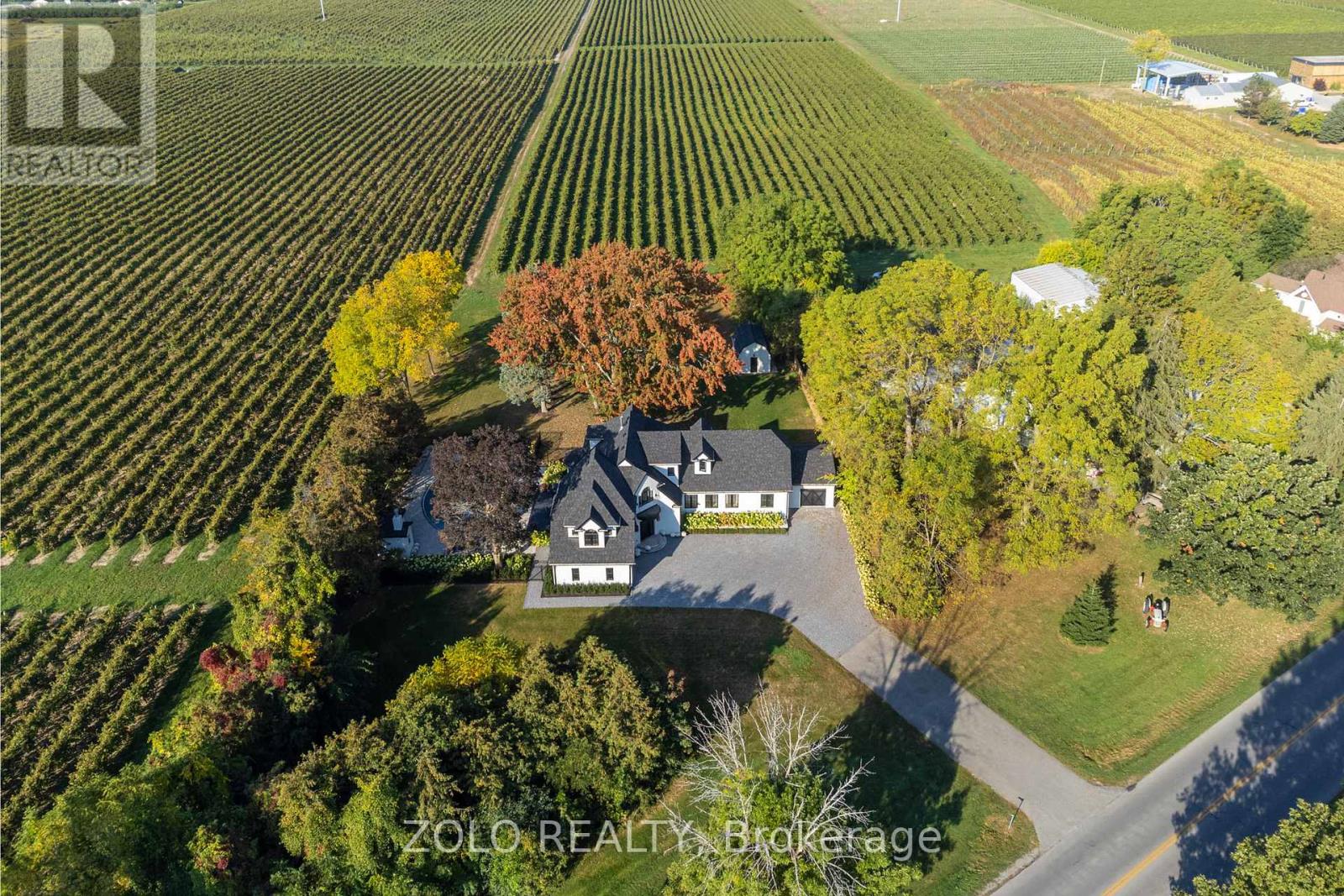 15886 Niagara  River Parkway, Niagara-On-The-Lake, Ontario  L0S 1J0 - Photo 1 - X12183173