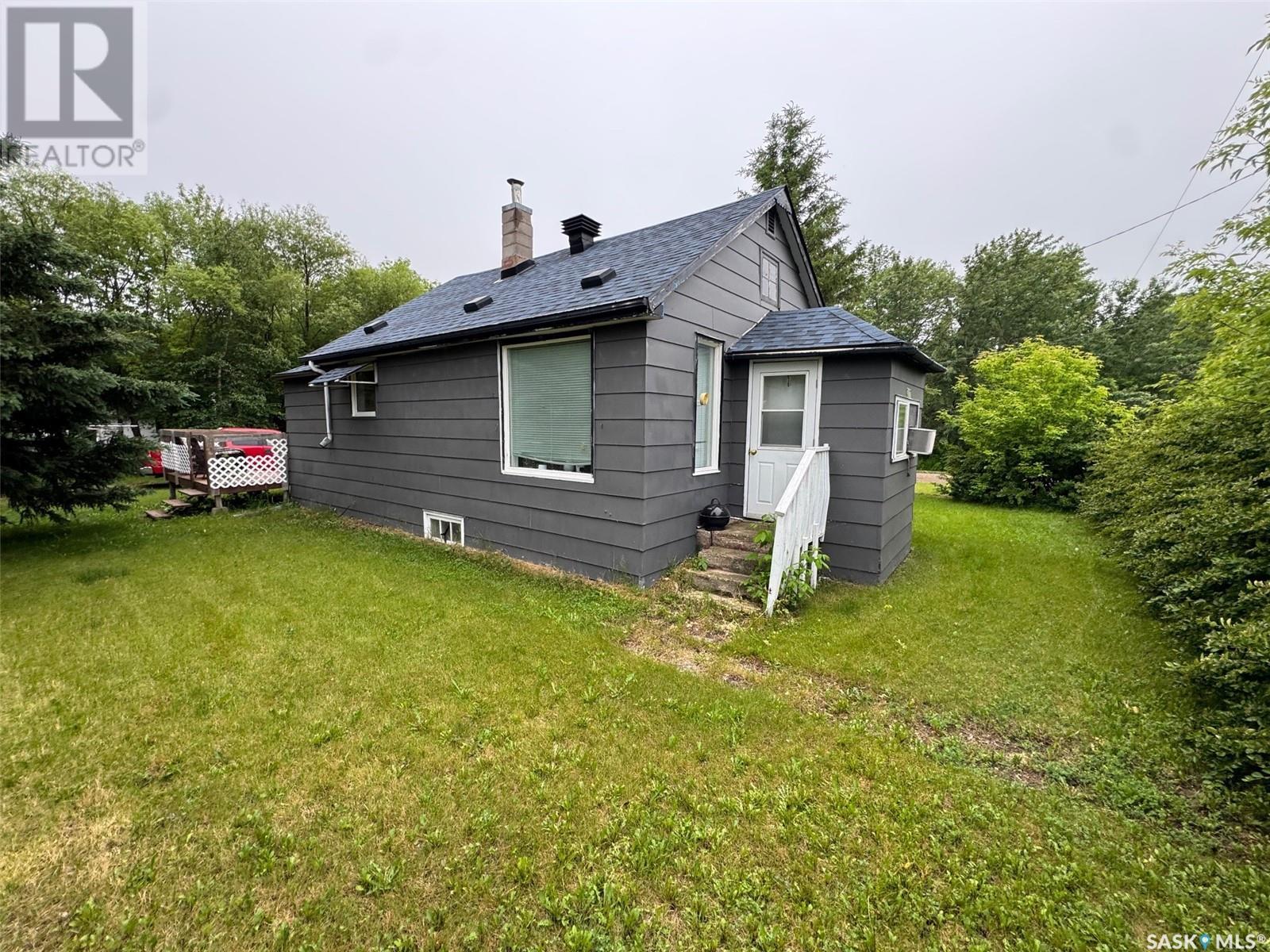 301 3rd Avenue, Spalding, Saskatchewan  S0K 4C0 - Photo 1 - SK010050