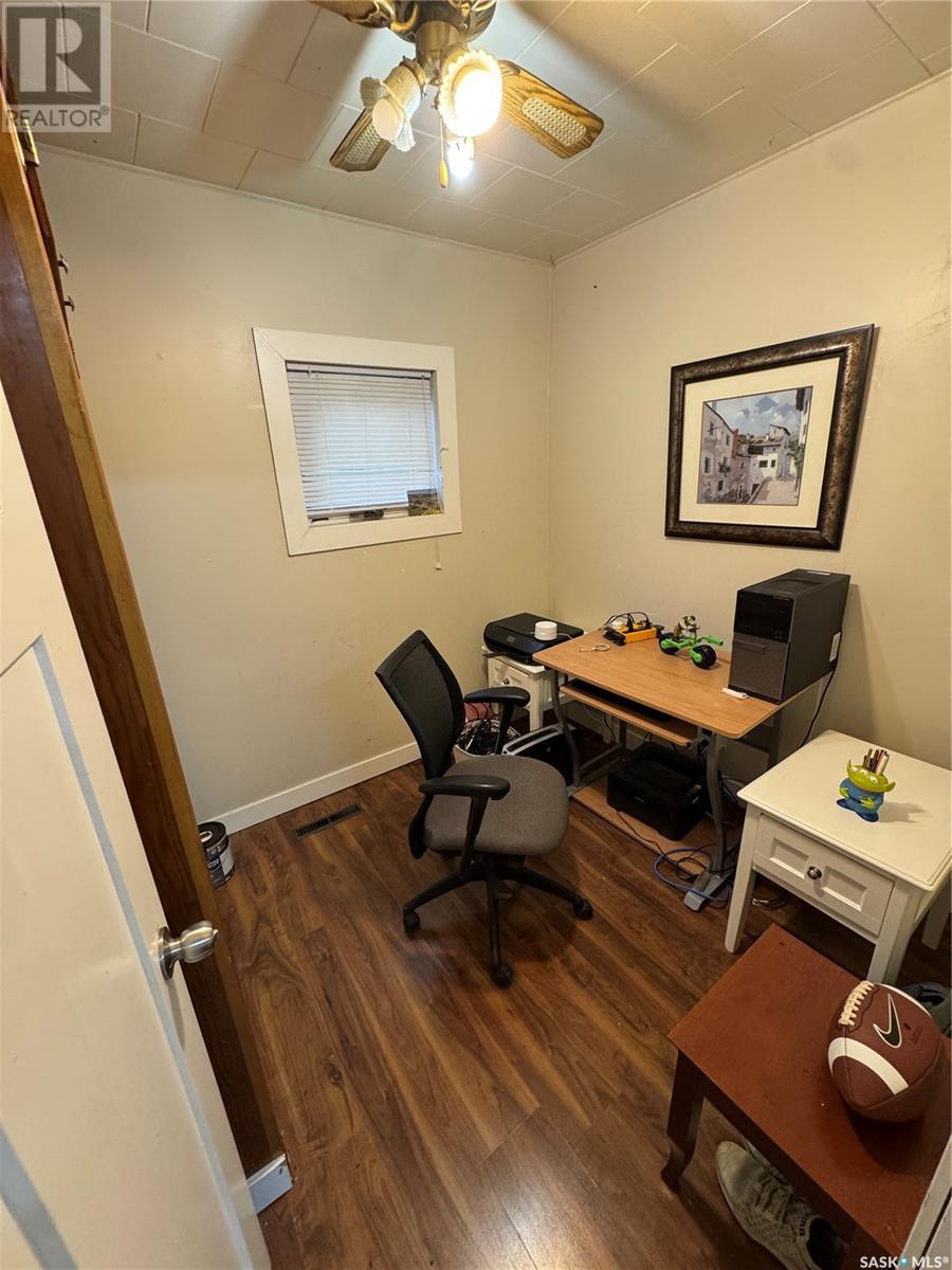 301 3rd Avenue, Spalding, Saskatchewan  S0K 4C0 - Photo 16 - SK010050