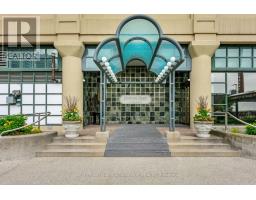 905/906 - 211 QUEENS QUAY W, Toronto, Ontario