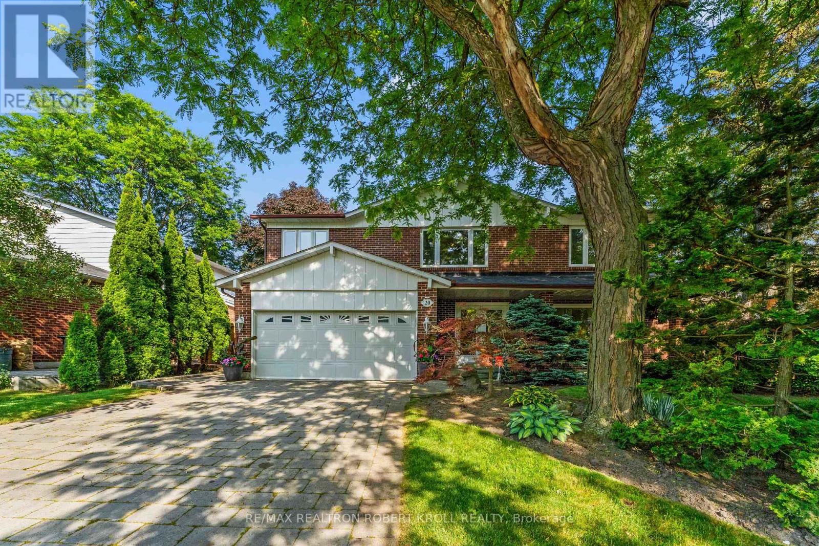 Property at 20 SONATA CRESCENT image 2