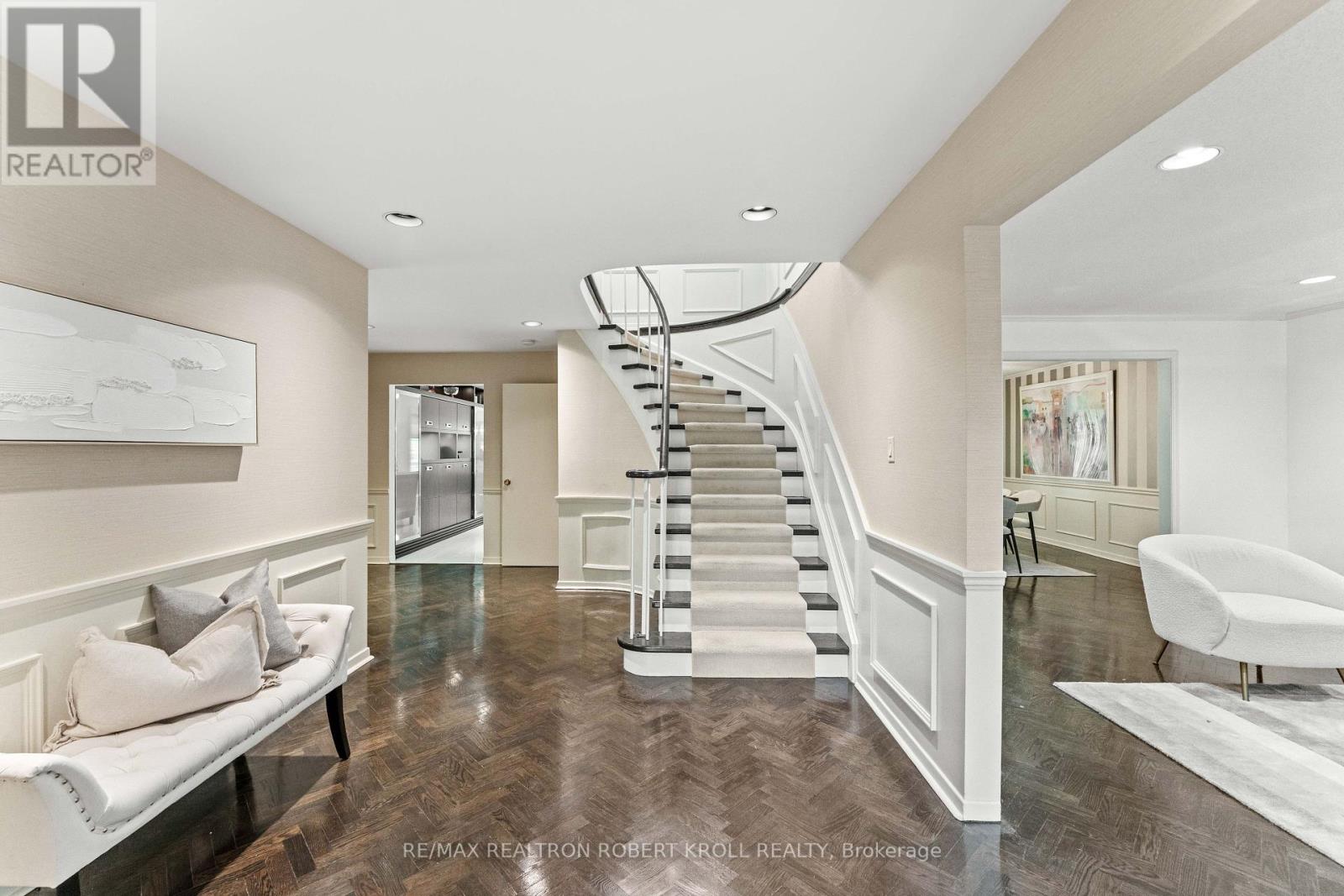 Property at 20 SONATA CRESCENT image 5