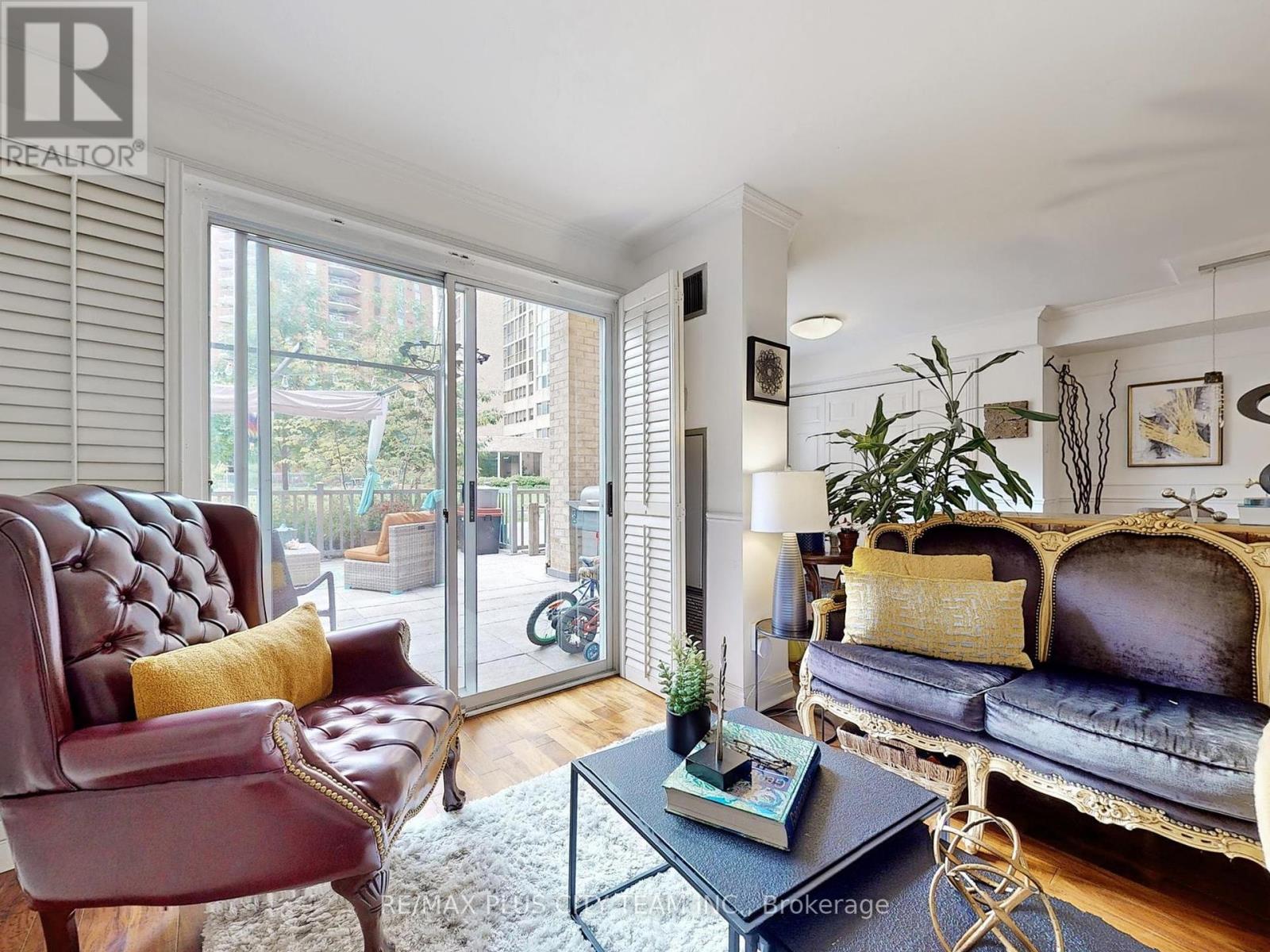 Property at TH 112 - 60 HOMEWOOD AVENUE image 2