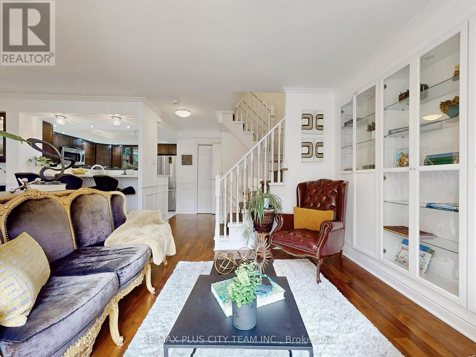 Property at TH 112 - 60 HOMEWOOD AVENUE image 3