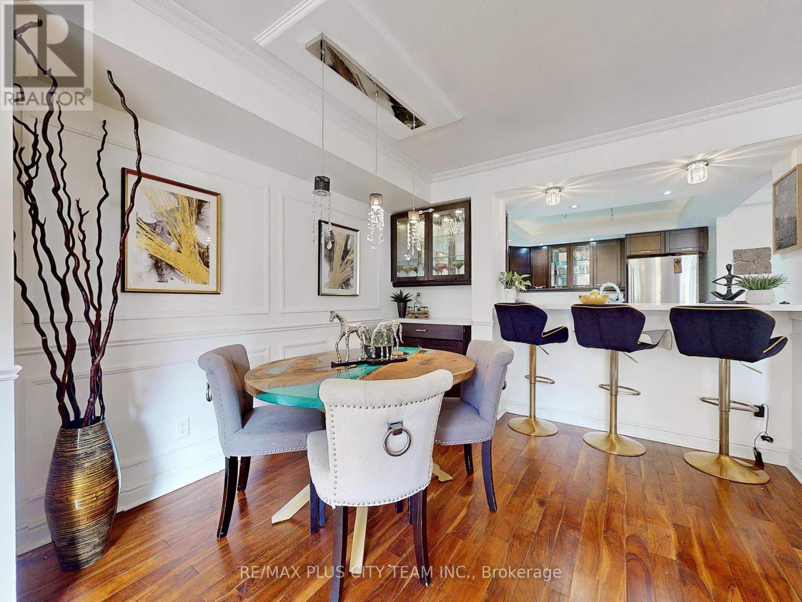 Property at TH 112 - 60 HOMEWOOD AVENUE image 4