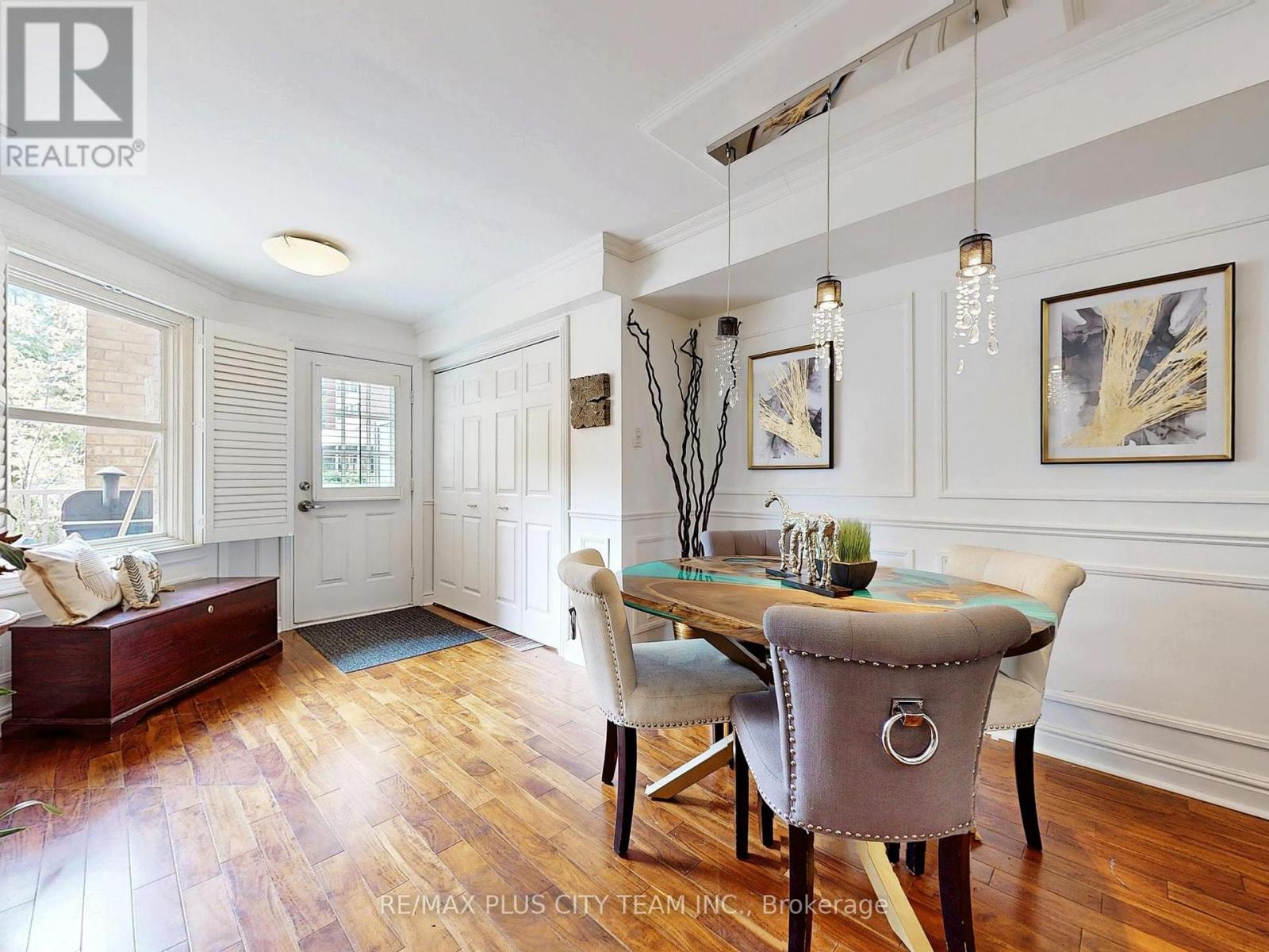 Property at TH 112 - 60 HOMEWOOD AVENUE image 5