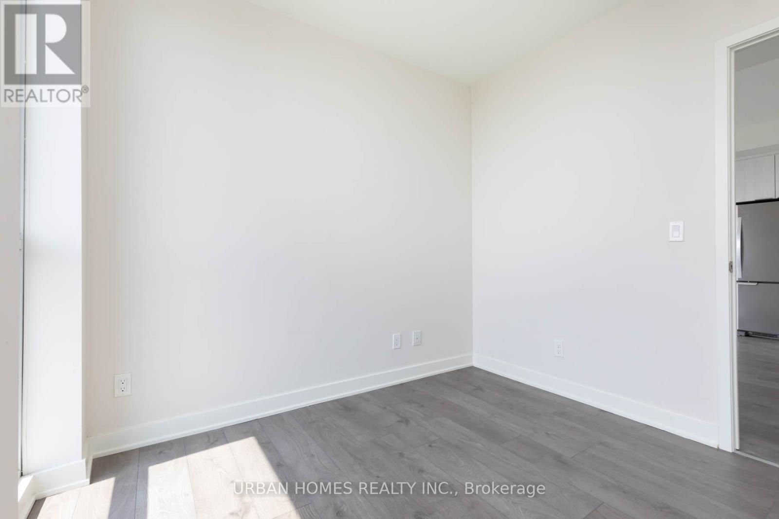 2711 - 2 Sonic Way N, Toronto (Flemingdon Park), Ontario  M3C 0P2 - Photo 13 - C12232472