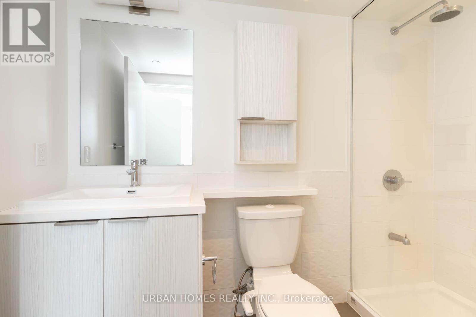 2711 - 2 Sonic Way N, Toronto (Flemingdon Park), Ontario  M3C 0P2 - Photo 18 - C12232472