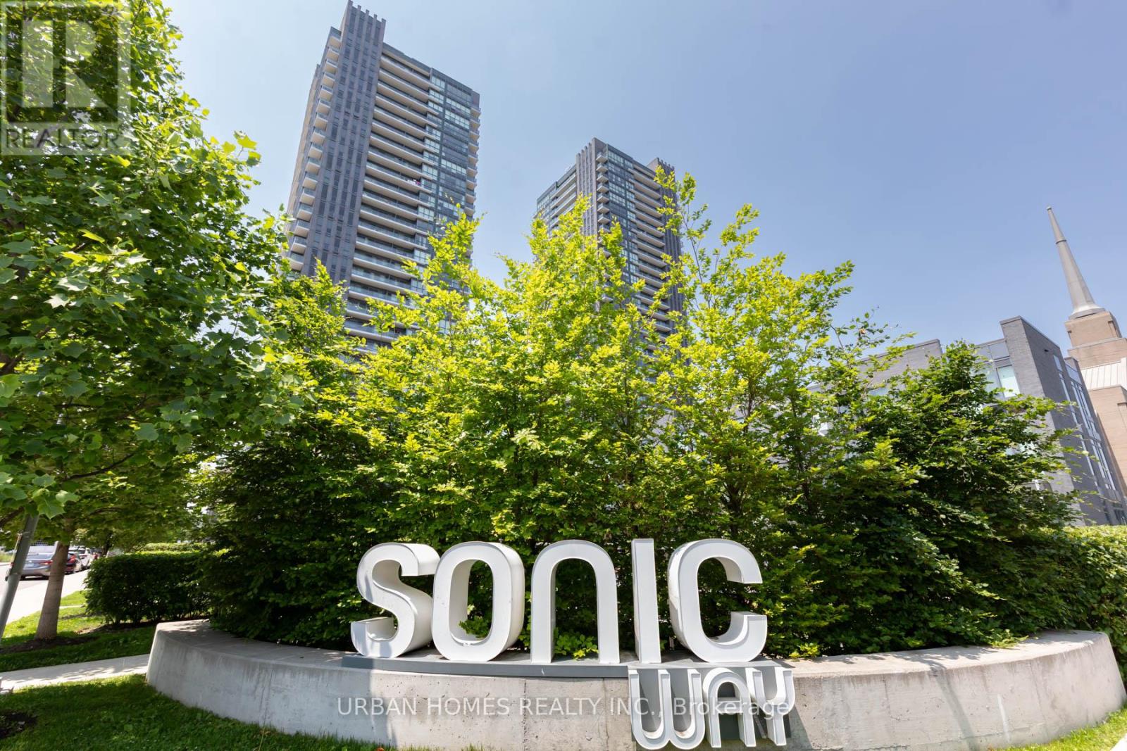 2711 - 2 Sonic Way N, Toronto (Flemingdon Park), Ontario  M3C 0P2 - Photo 30 - C12232472