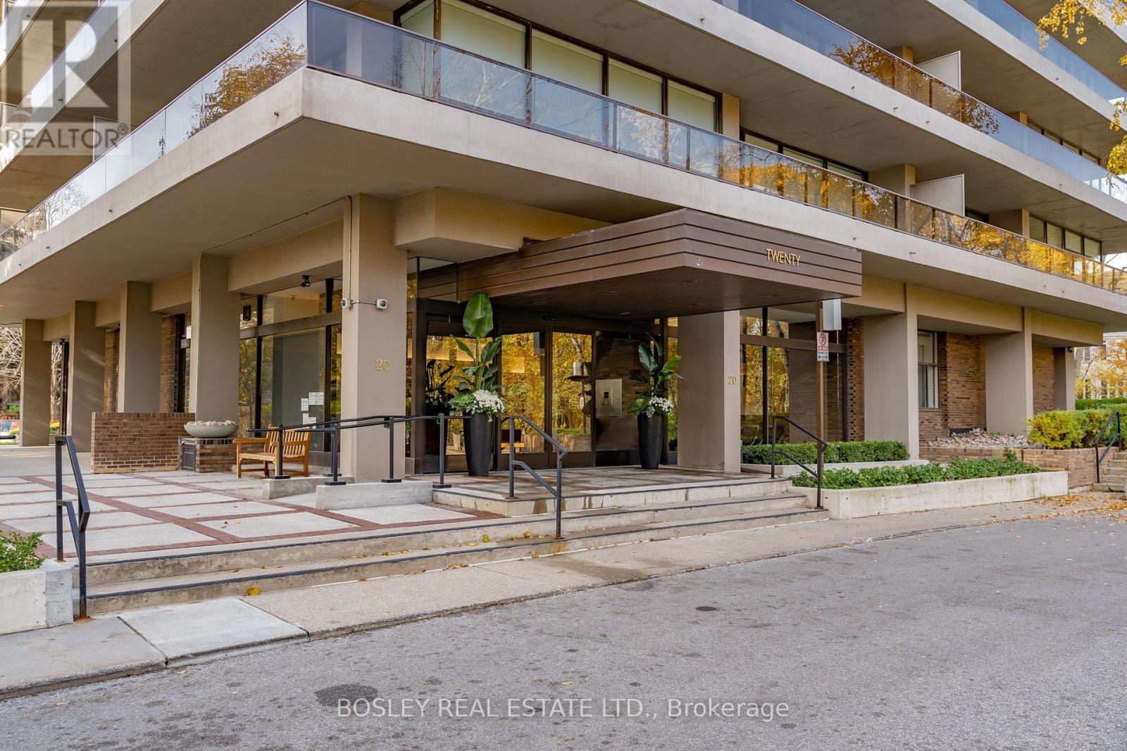 Property at 406 - 20 AVOCA AVENUE image 1