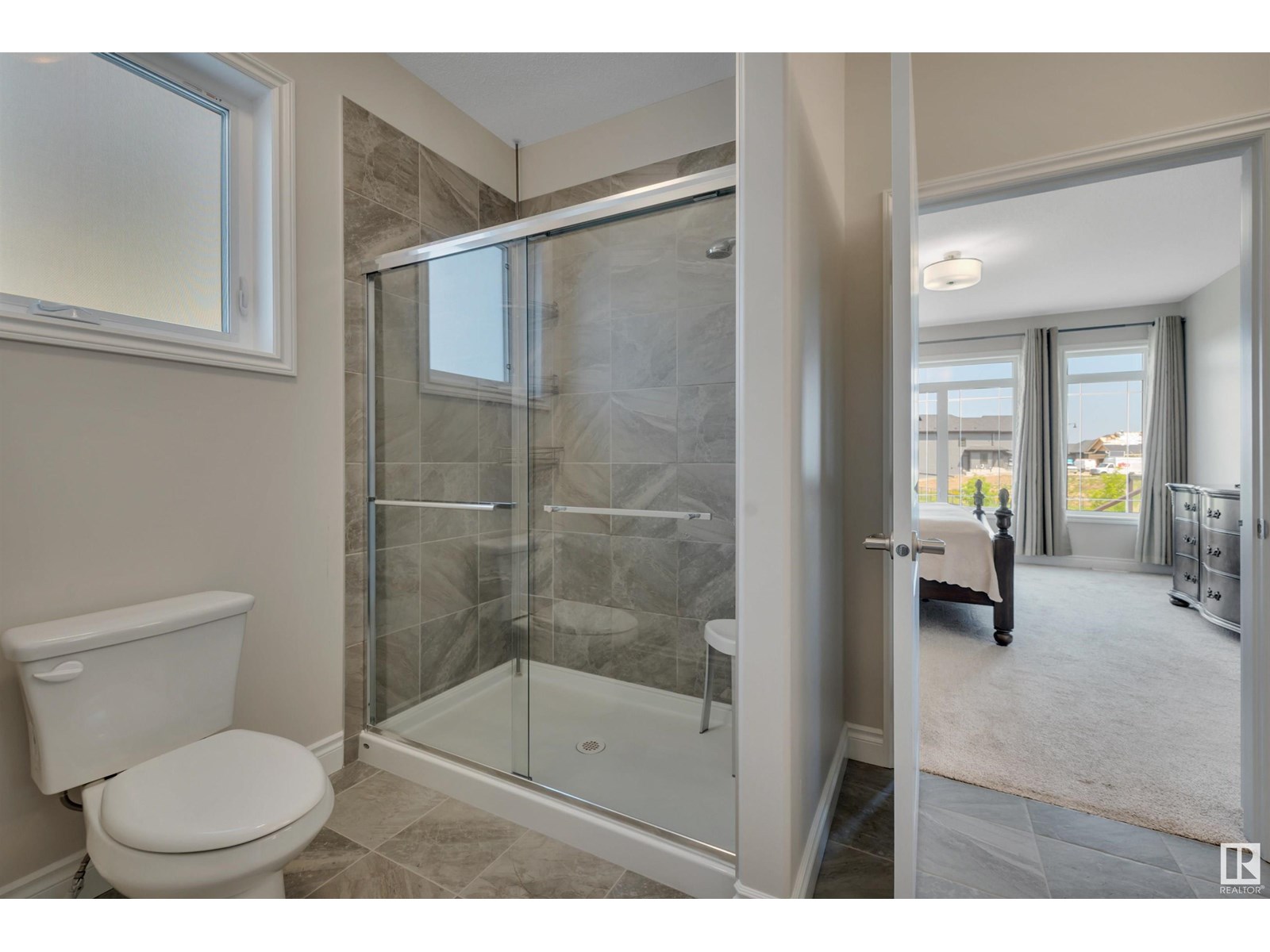 Property at 5756 GREENOUGH LANDING LD NW image 3
