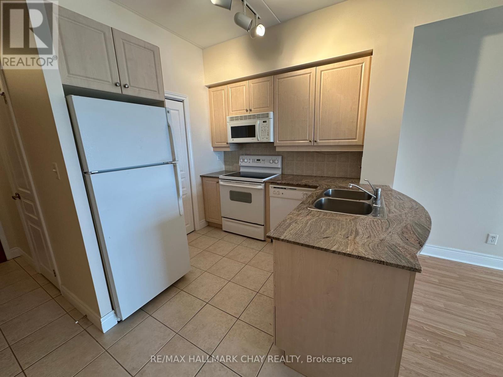 Property at 403-PH3 - 280 ABERDEEN BOULEVARD image 3