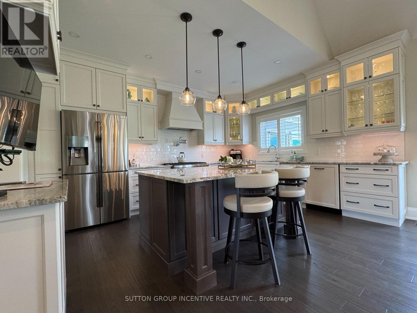 22 Thoroughbred Drive, Oro-Medonte, Ontario  L0K 1E0 - Photo 7 - S12232011
