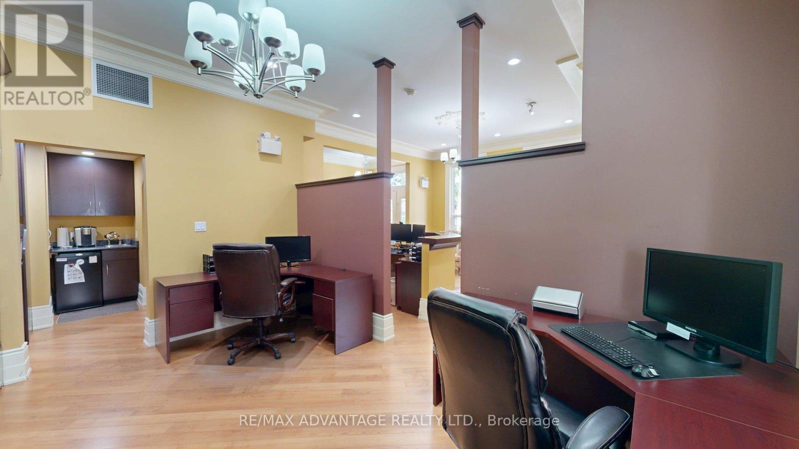 629 Wellington Street, London East, Ontario  N6A 3R8 - Photo 11 - X12232646