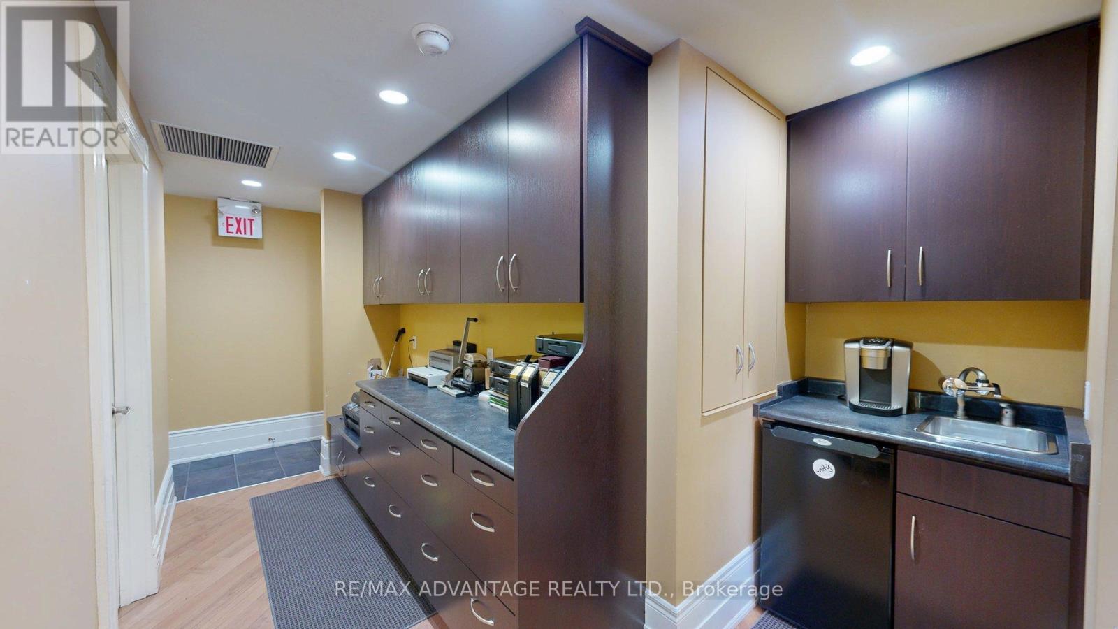 629 Wellington Street, London East, Ontario  N6A 3R8 - Photo 16 - X12232646