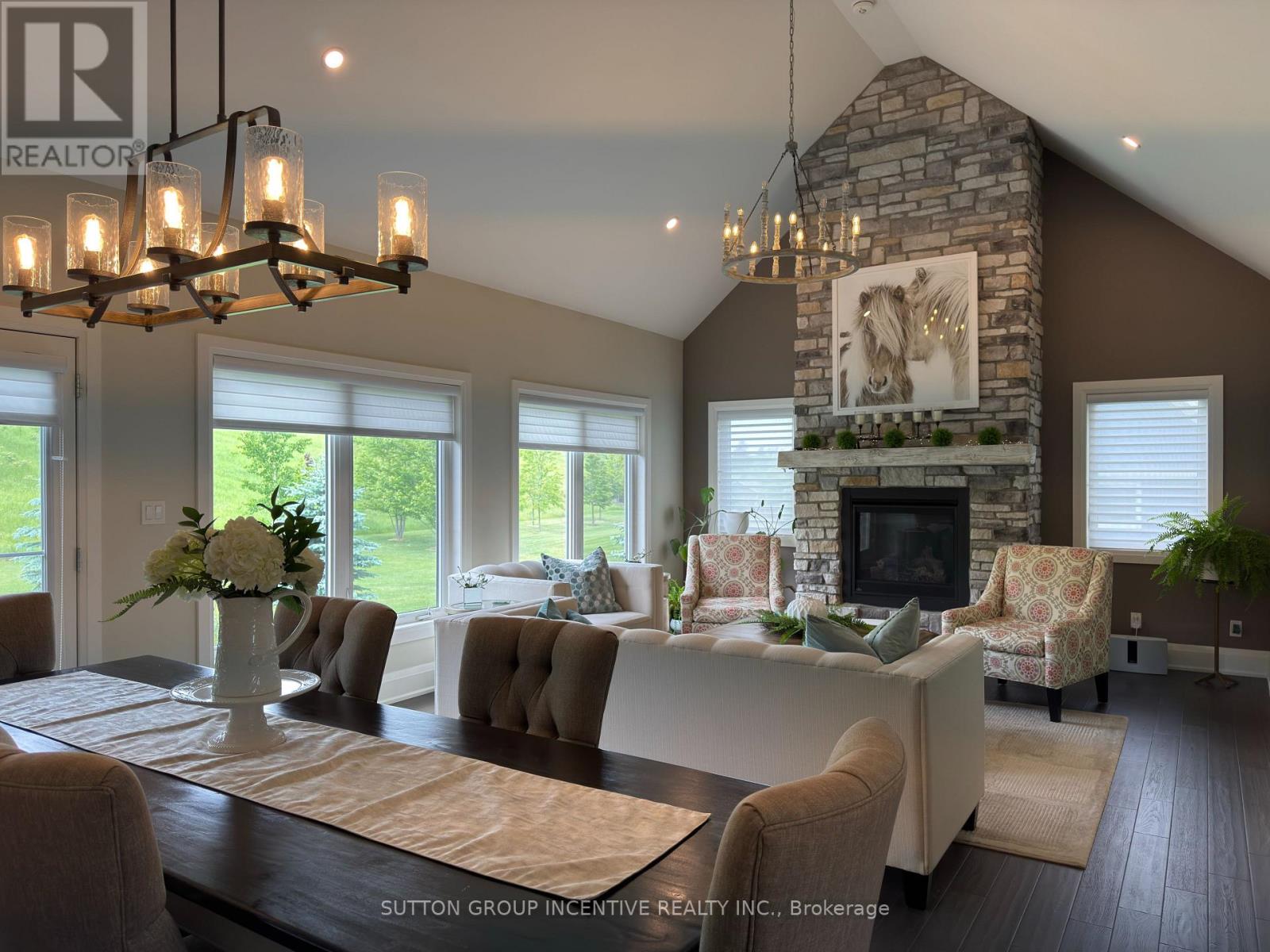22 Thoroughbred Drive, Oro-Medonte, Ontario  L0K 1E0 - Photo 16 - S12232011