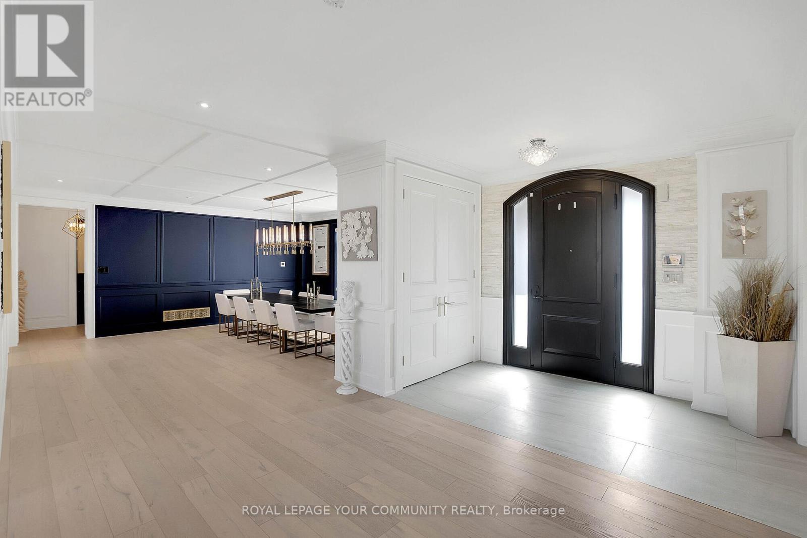 Property at 15 SOLEIL BOULEVARD image 4