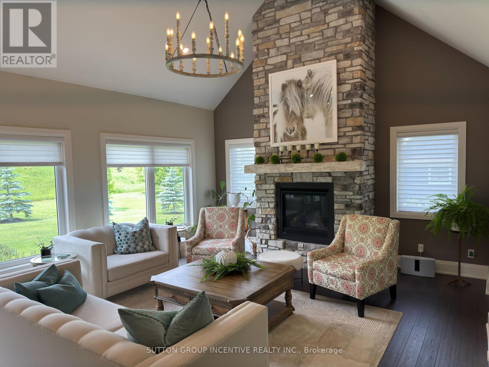 22 Thoroughbred Drive, Oro-Medonte, Ontario  L0K 1E0 - Photo 17 - S12232011