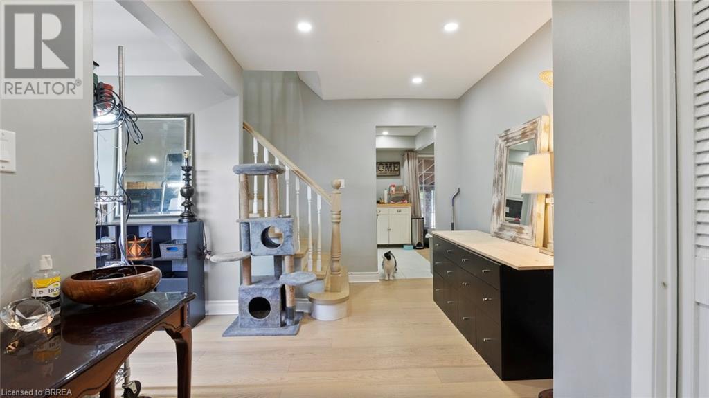 279 Cockshutt Road, Brantford, Ontario  N3T 5L6 - Photo 10 - 40742848