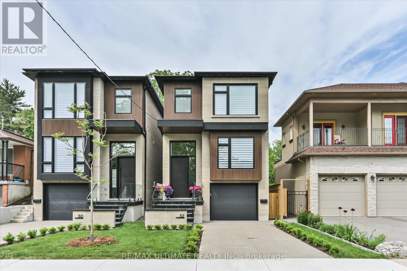 Property at 32 THIRTY EIGHTH STREET image 1