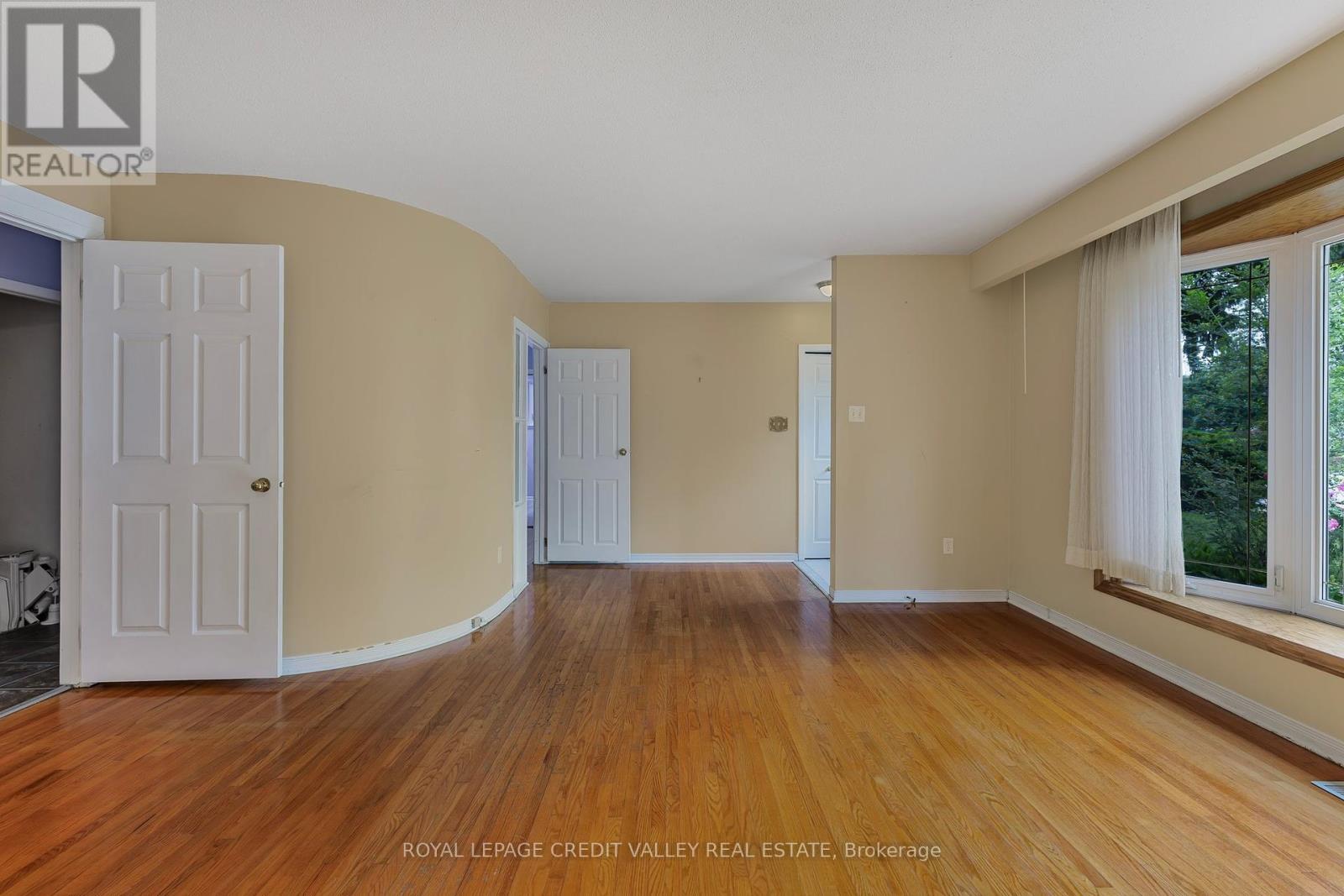 254 Bartley Bull Parkway, Brampton (Brampton East), Ontario  L6W 2L1 - Photo 10 - W12232577