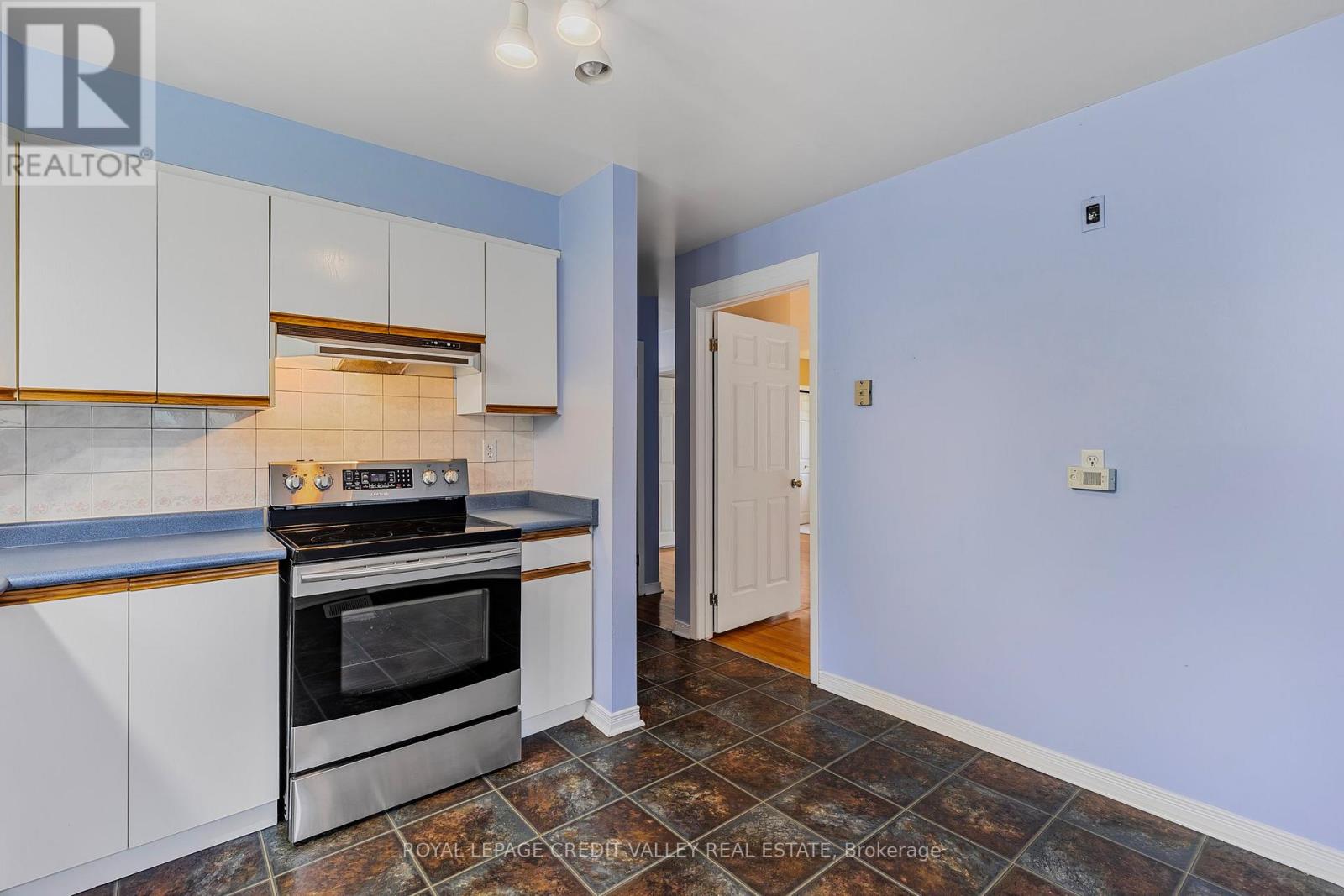 254 Bartley Bull Parkway, Brampton (Brampton East), Ontario  L6W 2L1 - Photo 27 - W12232577