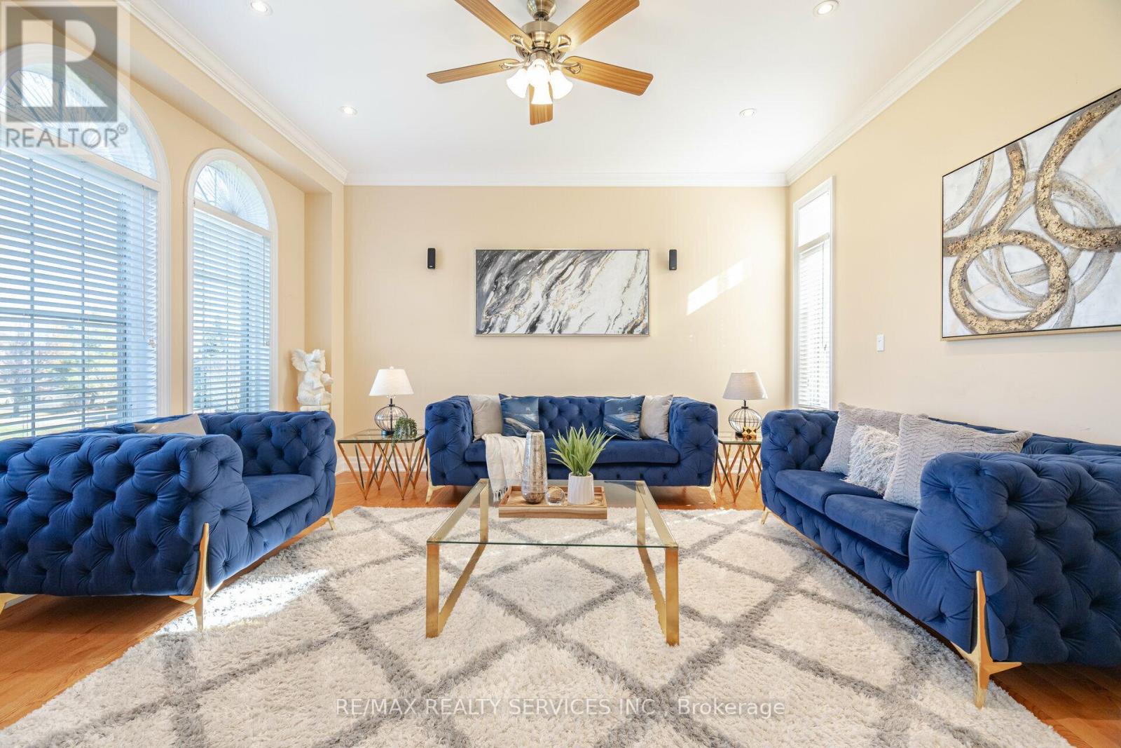 Property at 5 FARINA DRIVE image 4