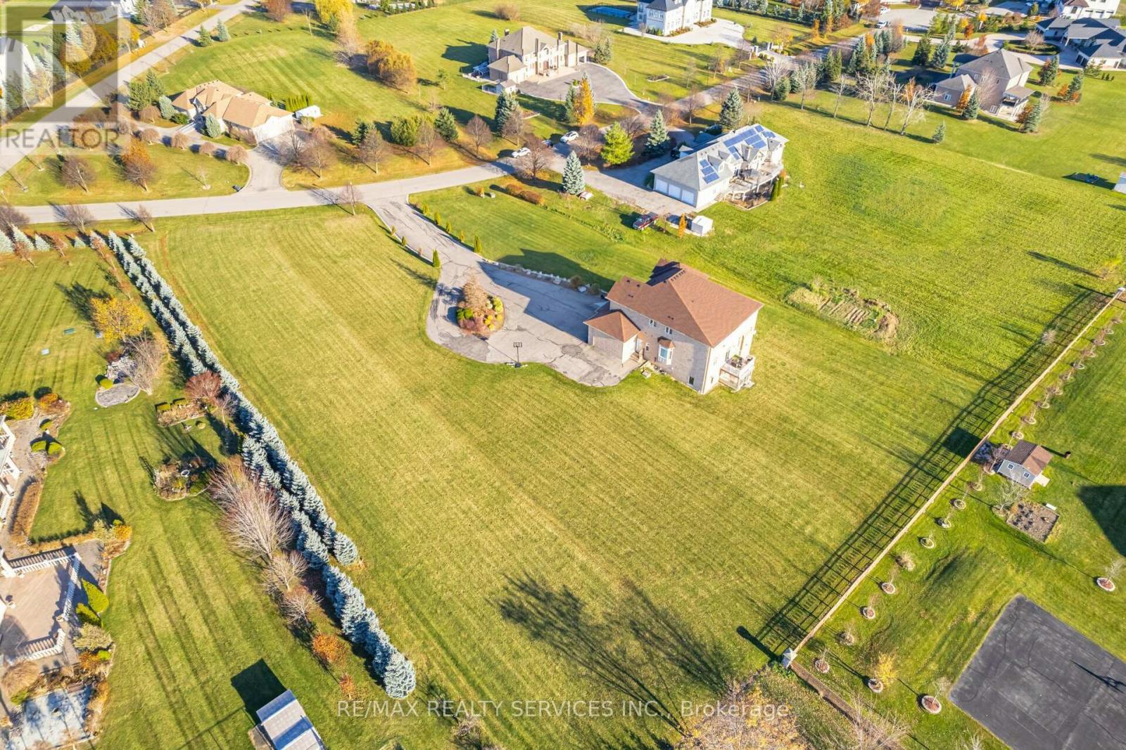 5 Farina Drive, Brampton, Ontario  L6P 0E3 - Photo 48 - W12232579