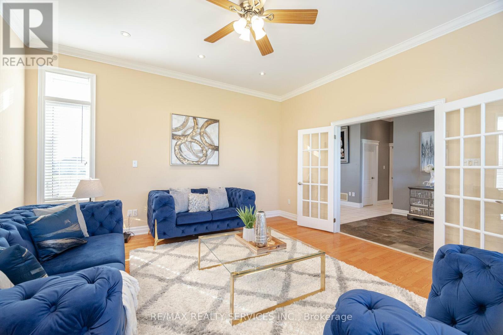 Property at 5 FARINA DRIVE image 5