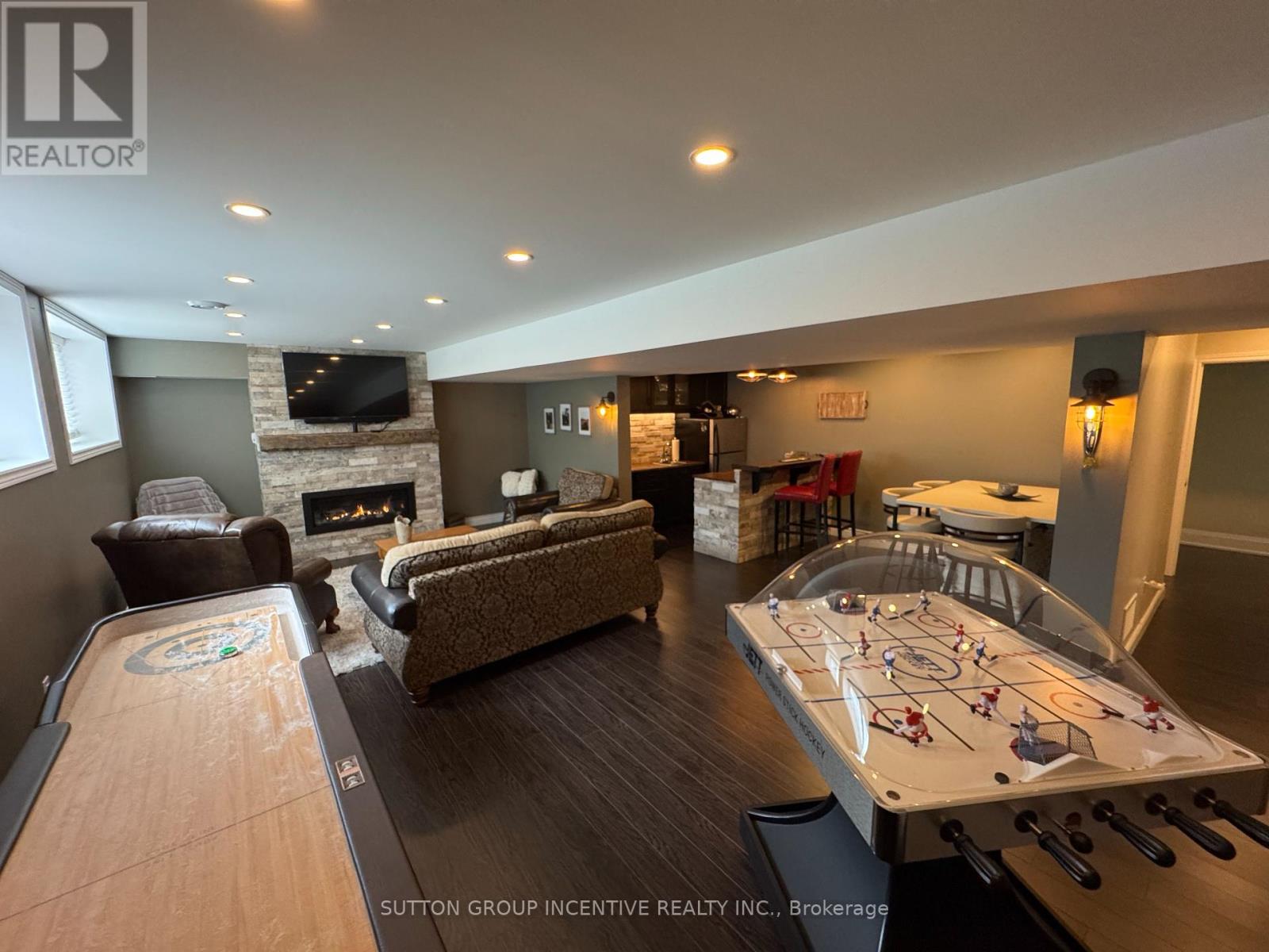 22 Thoroughbred Drive, Oro-Medonte, Ontario  L0K 1E0 - Photo 24 - S12232011