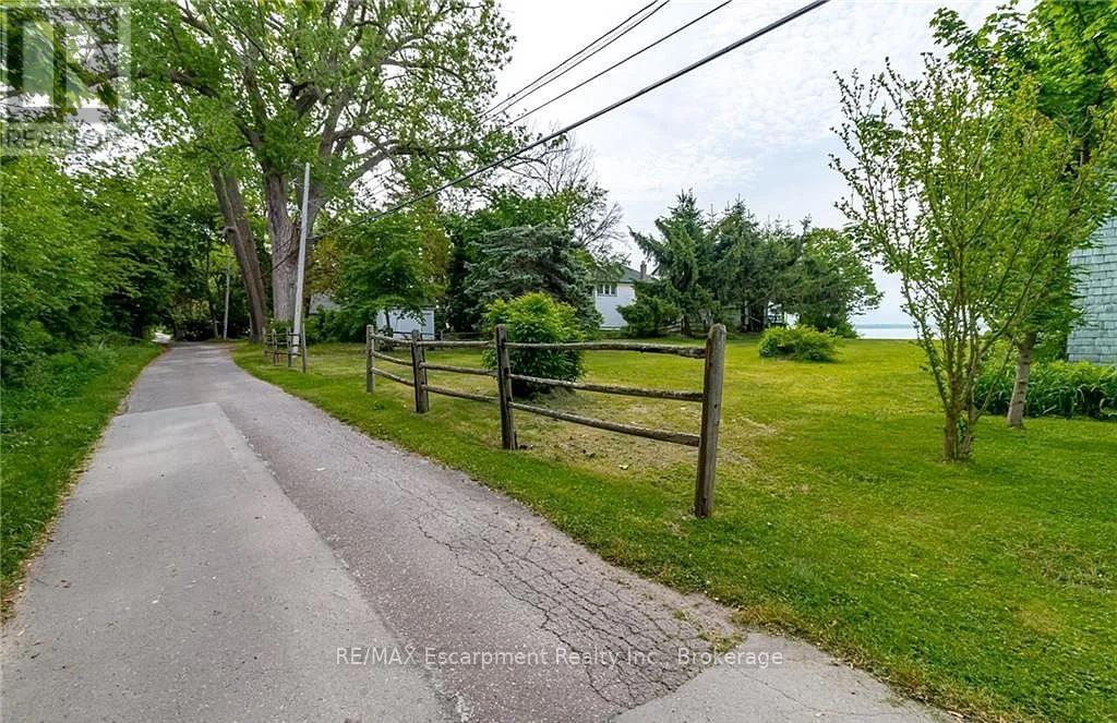 1395 Kam Road, Fort Erie, Ontario  L2A 5W5 - Photo 14 - X12232680