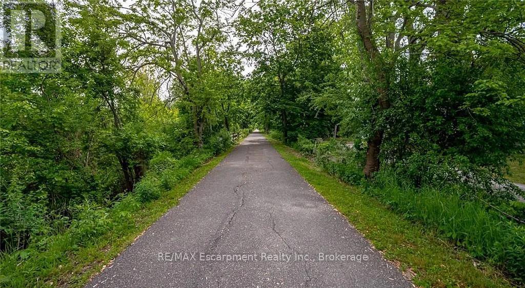 1395 Kam Road, Fort Erie, Ontario  L2A 5W5 - Photo 15 - X12232680