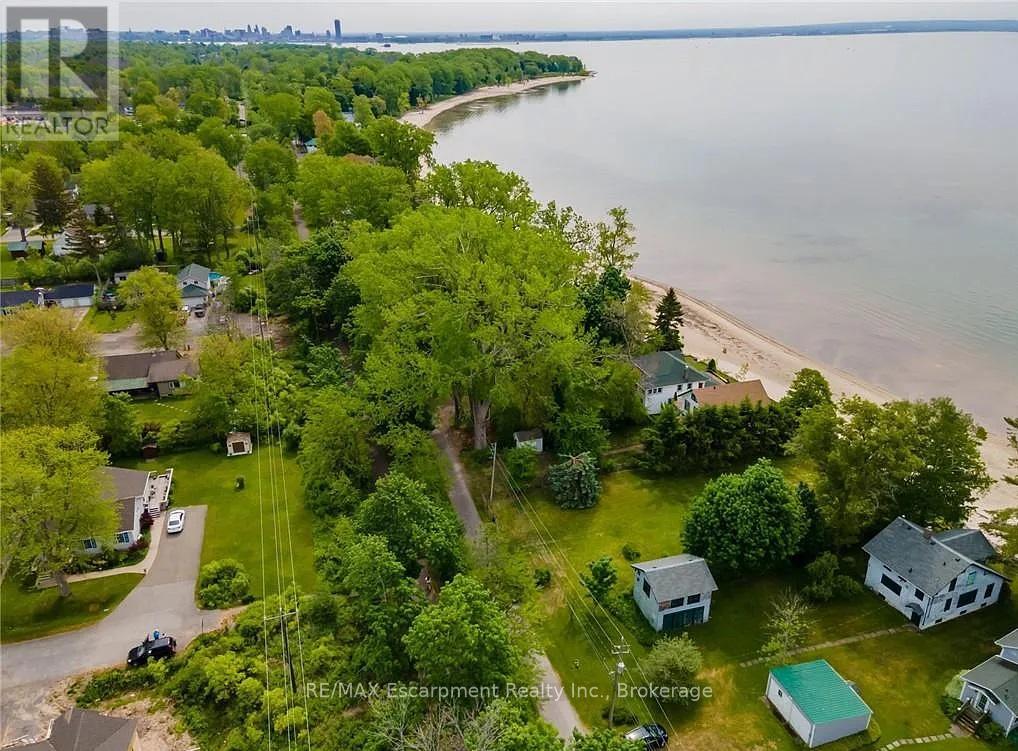 1395 Kam Road, Fort Erie, Ontario  L2A 5W5 - Photo 20 - X12232680