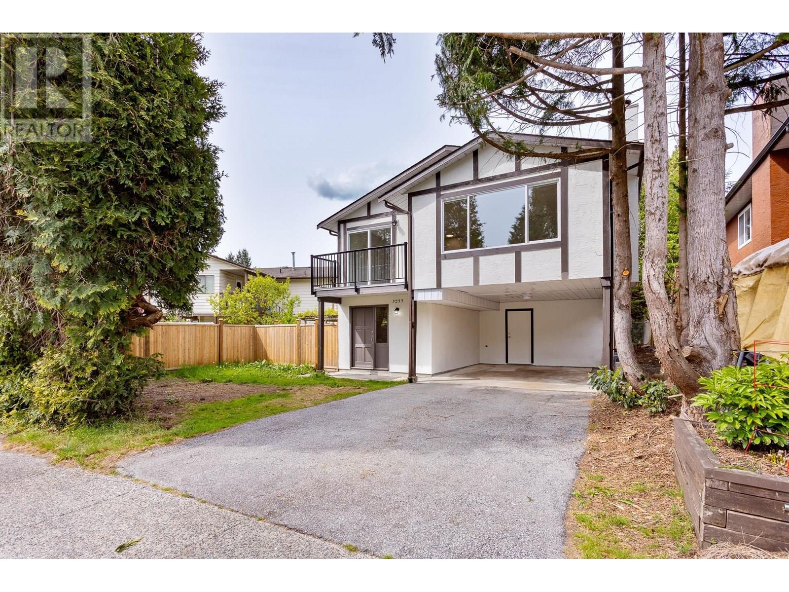 Property at 3233 MAYNE CRESCENT image 2