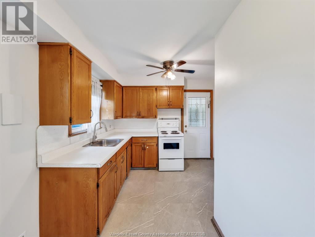 2455 Dominion Boulevard, Windsor, Ontario  N9E 2M5 - Photo 9 - 25015571