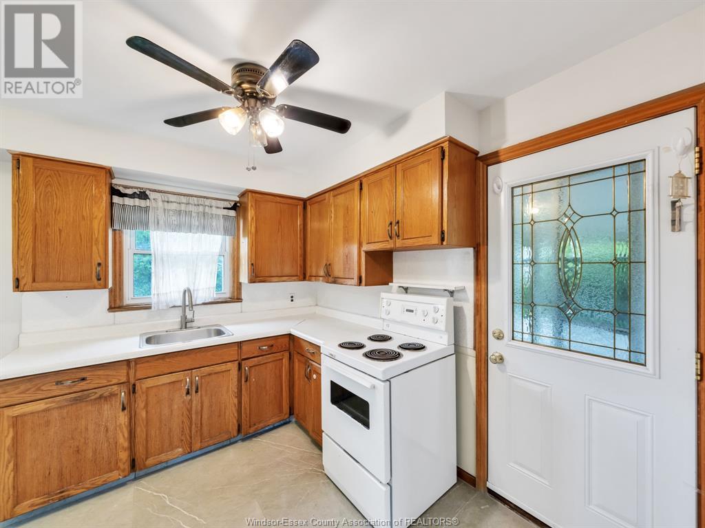 2455 Dominion Boulevard, Windsor, Ontario  N9E 2M5 - Photo 7 - 25015571