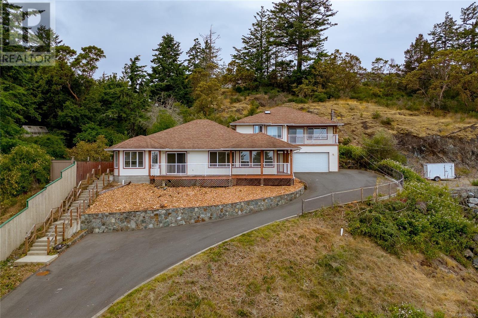 Property at 7076 Maple Park Terr image 3