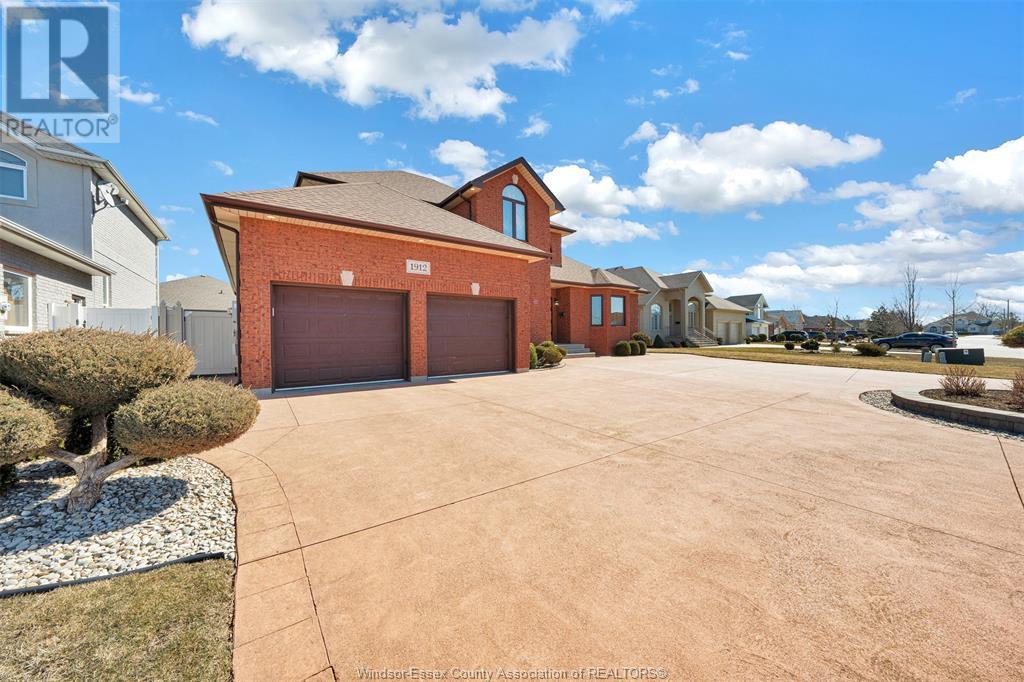 Property at 1912 CORBI LANE image 2