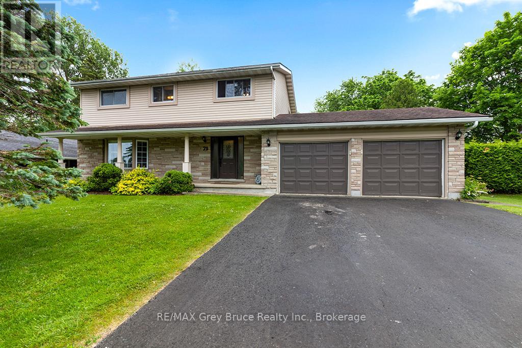 79 Farrar Street, Meaford, Ontario  N4L 1E6 - Photo 1 - X12232652