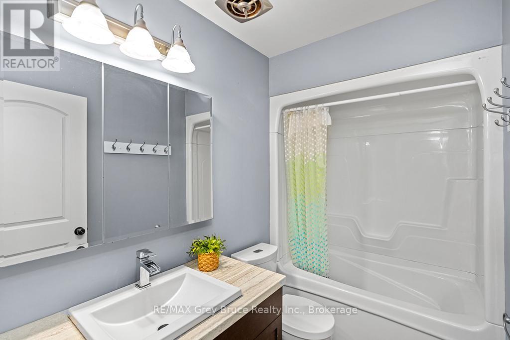 79 Farrar Street, Meaford, Ontario  N4L 1E6 - Photo 34 - X12232652