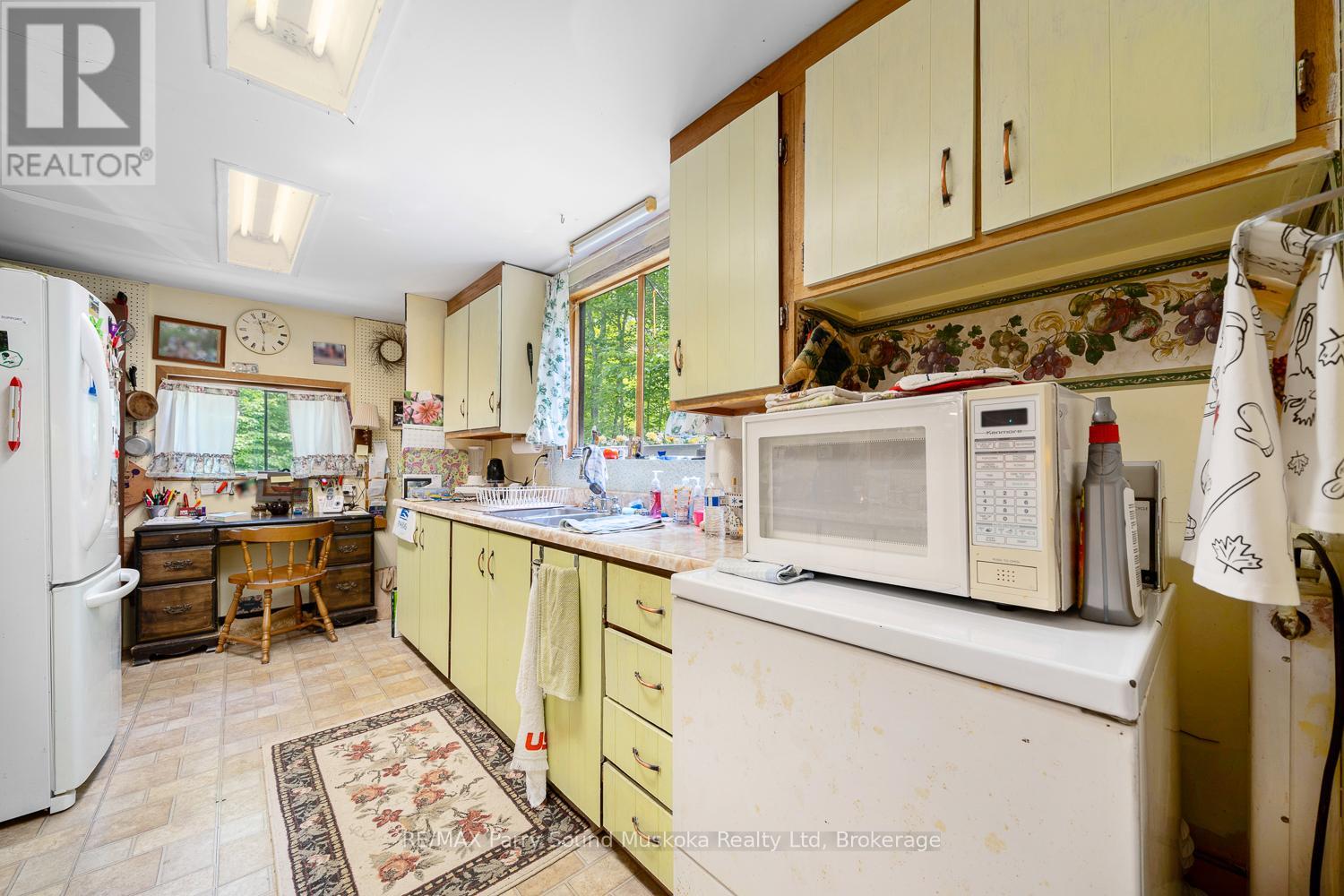 40 Loon Echo Tl Trail, Seguin, Ontario  P2A 2W8 - Photo 16 - X12232656