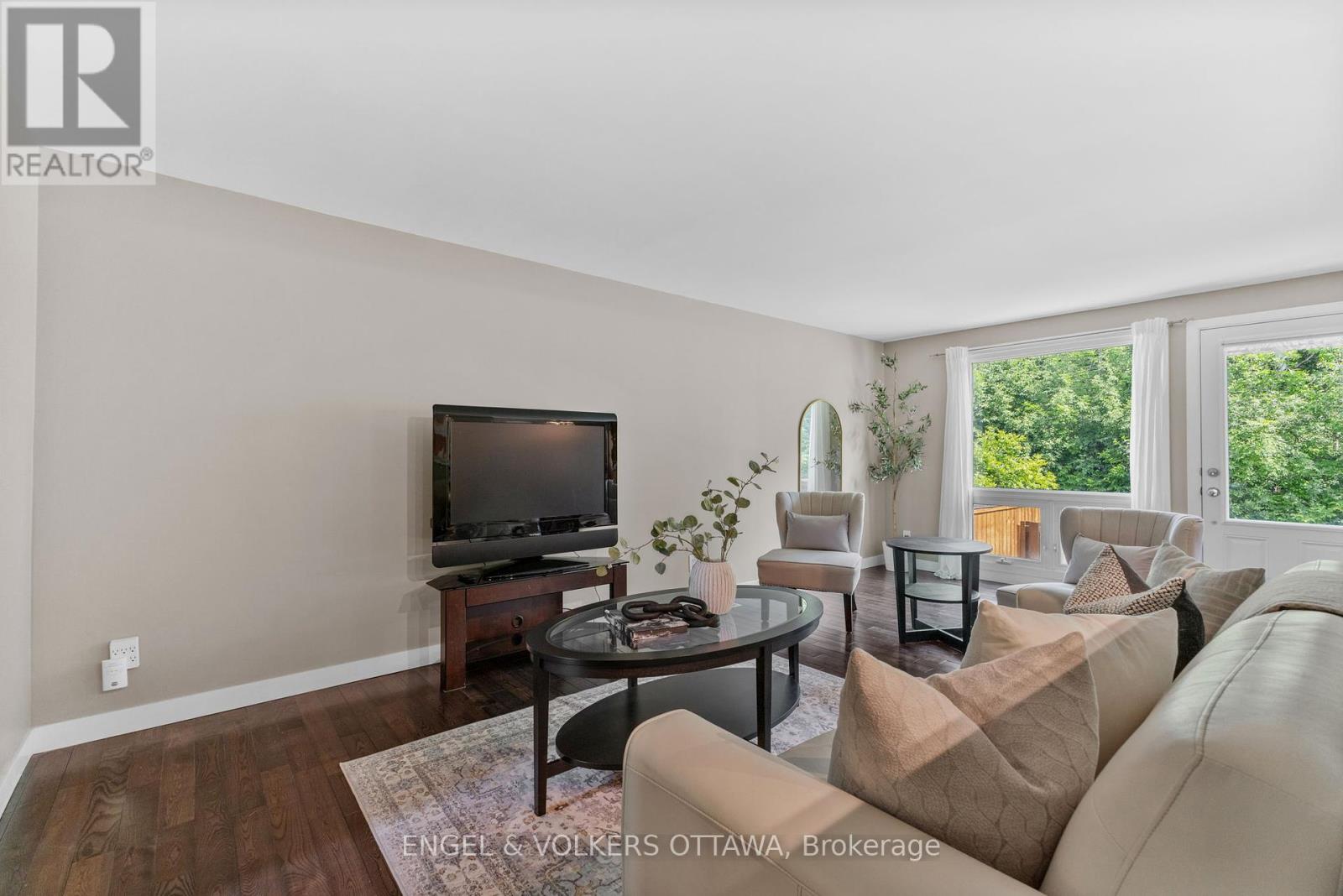 Property at 42D BENLEA DRIVE image 5