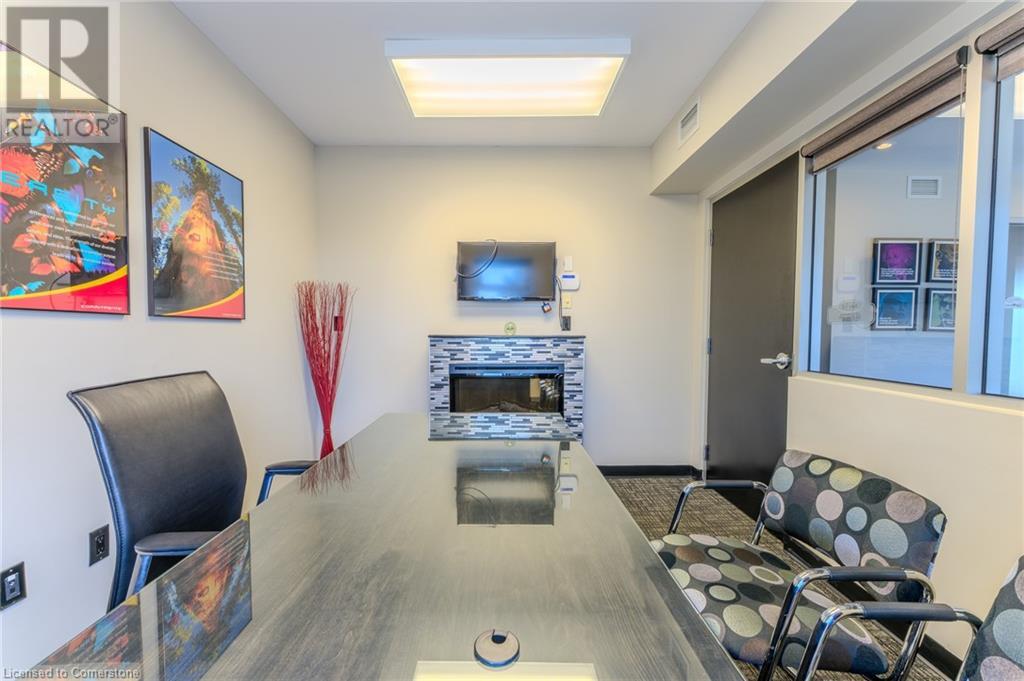 236 Pritchard Road Unit# 102, Hamilton, Ontario  L8W 3P7 - Photo 3 - 40731239