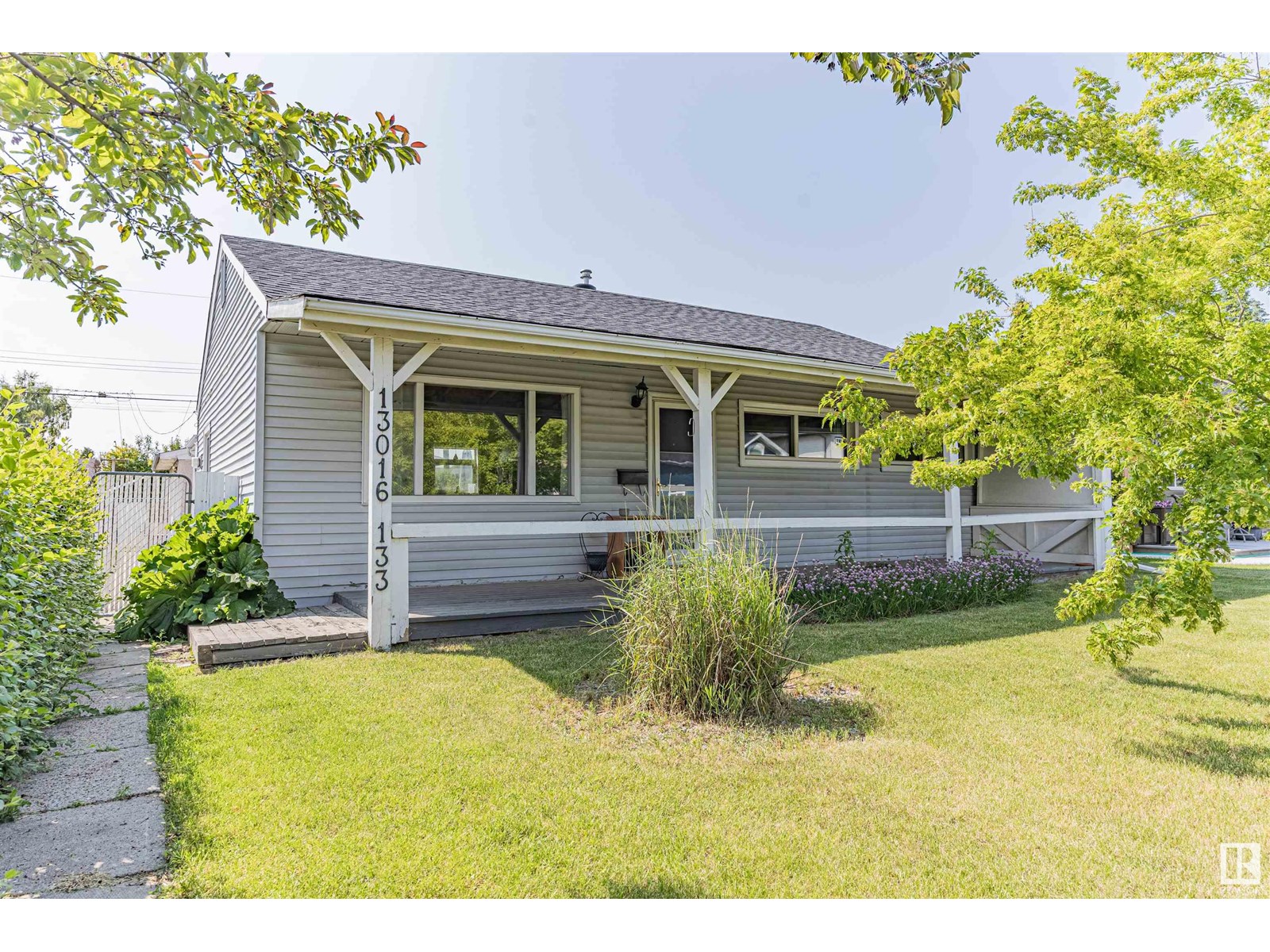 Property at 13016 133 ST NW image 1
