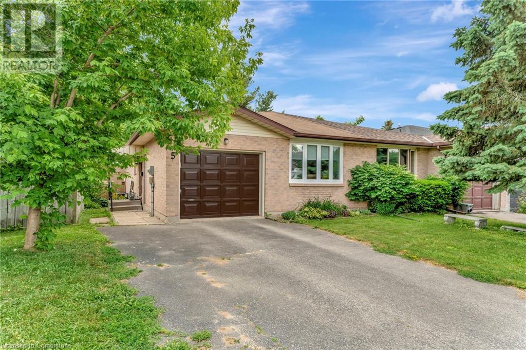 Property at 5 MARCON Court image 1