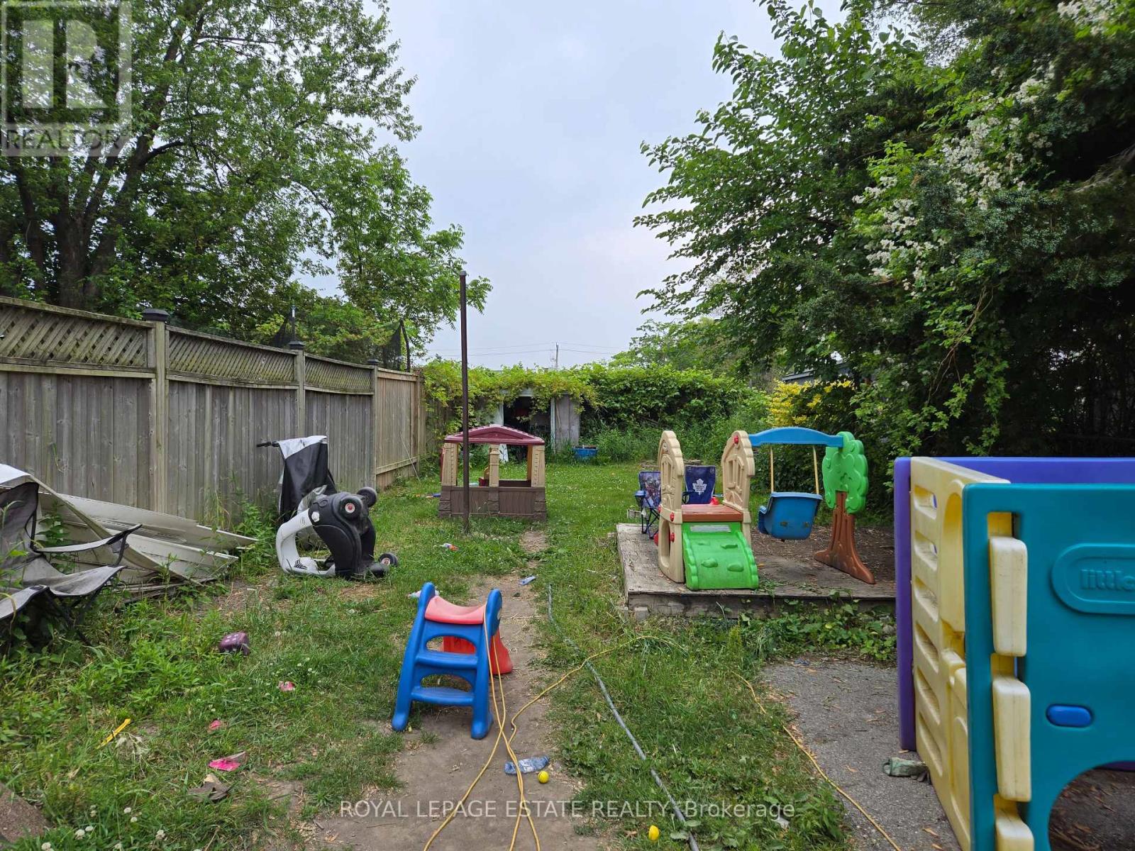 Property at 224 AYLESWORTH AVENUE image 3