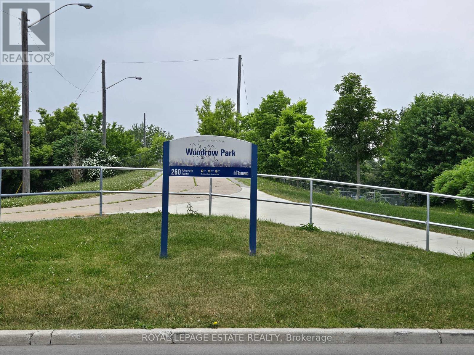 Property at 224 AYLESWORTH AVENUE image 4
