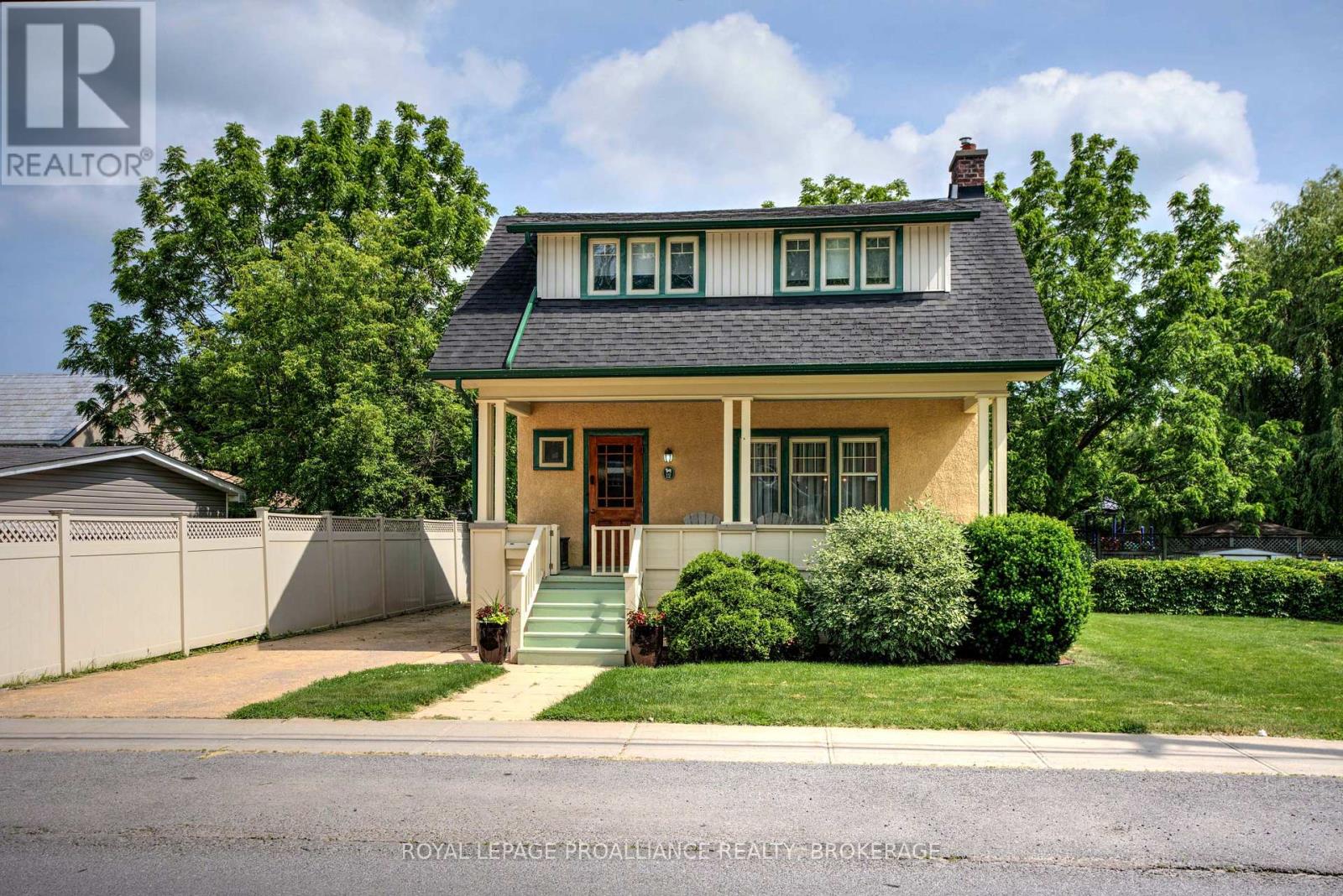 Property at 12 THOMAS STREET image 1
